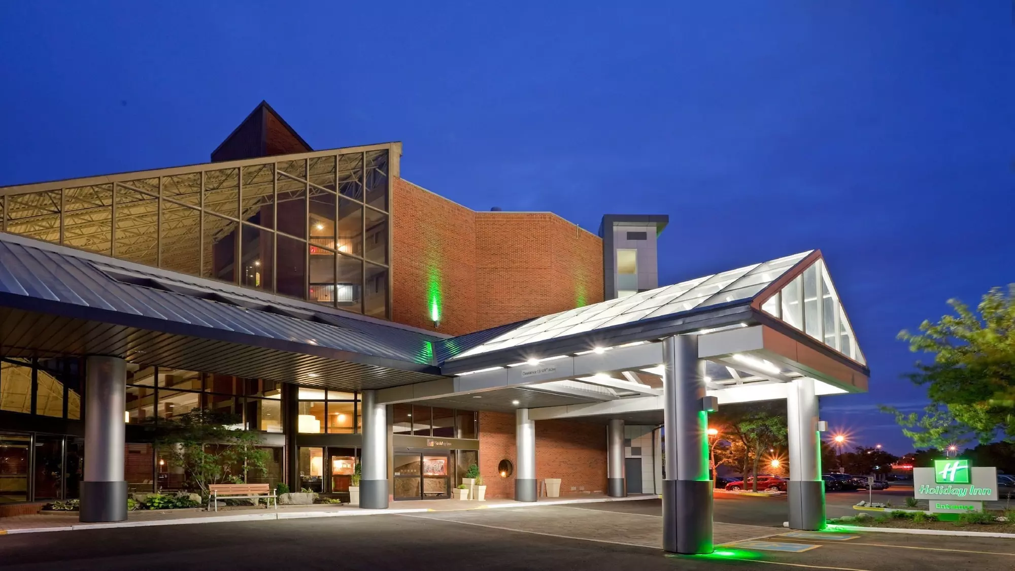 Holiday Inn Oakville Centre by IHG - Primary Image