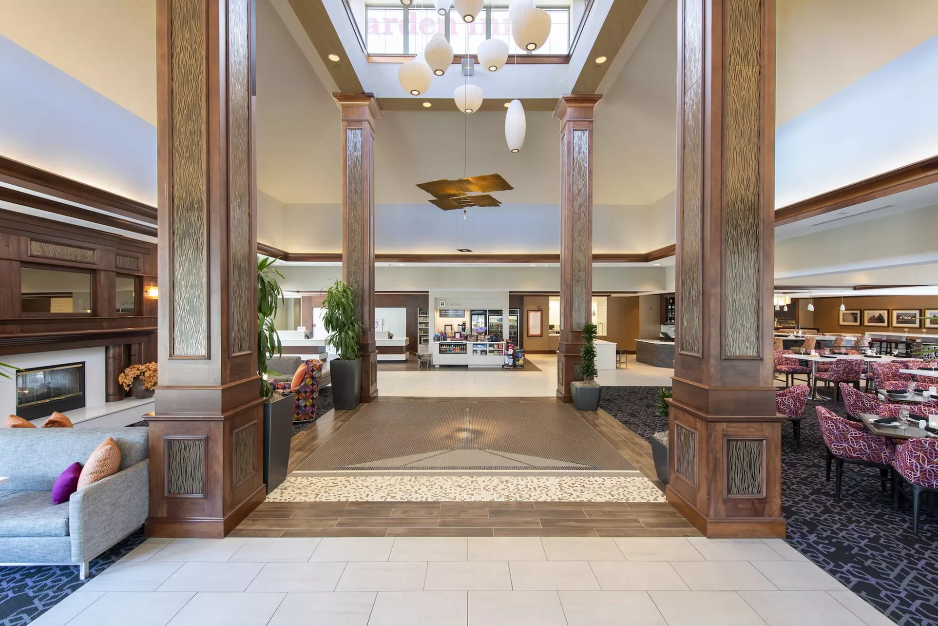 Hilton Garden Inn Columbus/Edinburgh - Primary Image