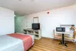 Motel 6 Waterloo, IA - Second Medium