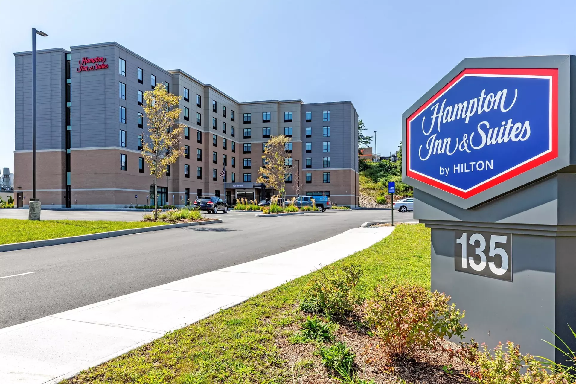 Hampton Inn & Suites Boston/Waltham - Primary Image