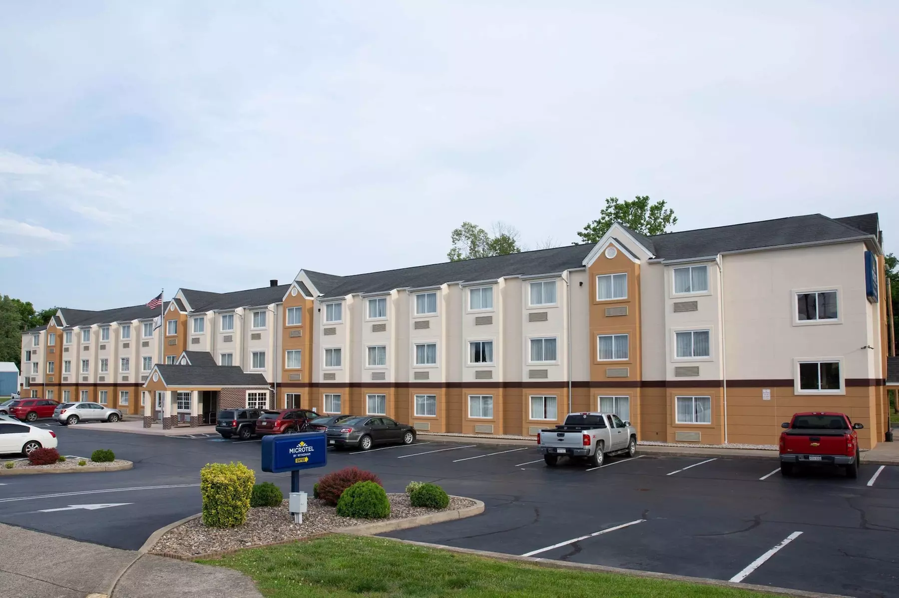 Microtel Inn & Suites by Wyndham Charleston WV - Primary Image