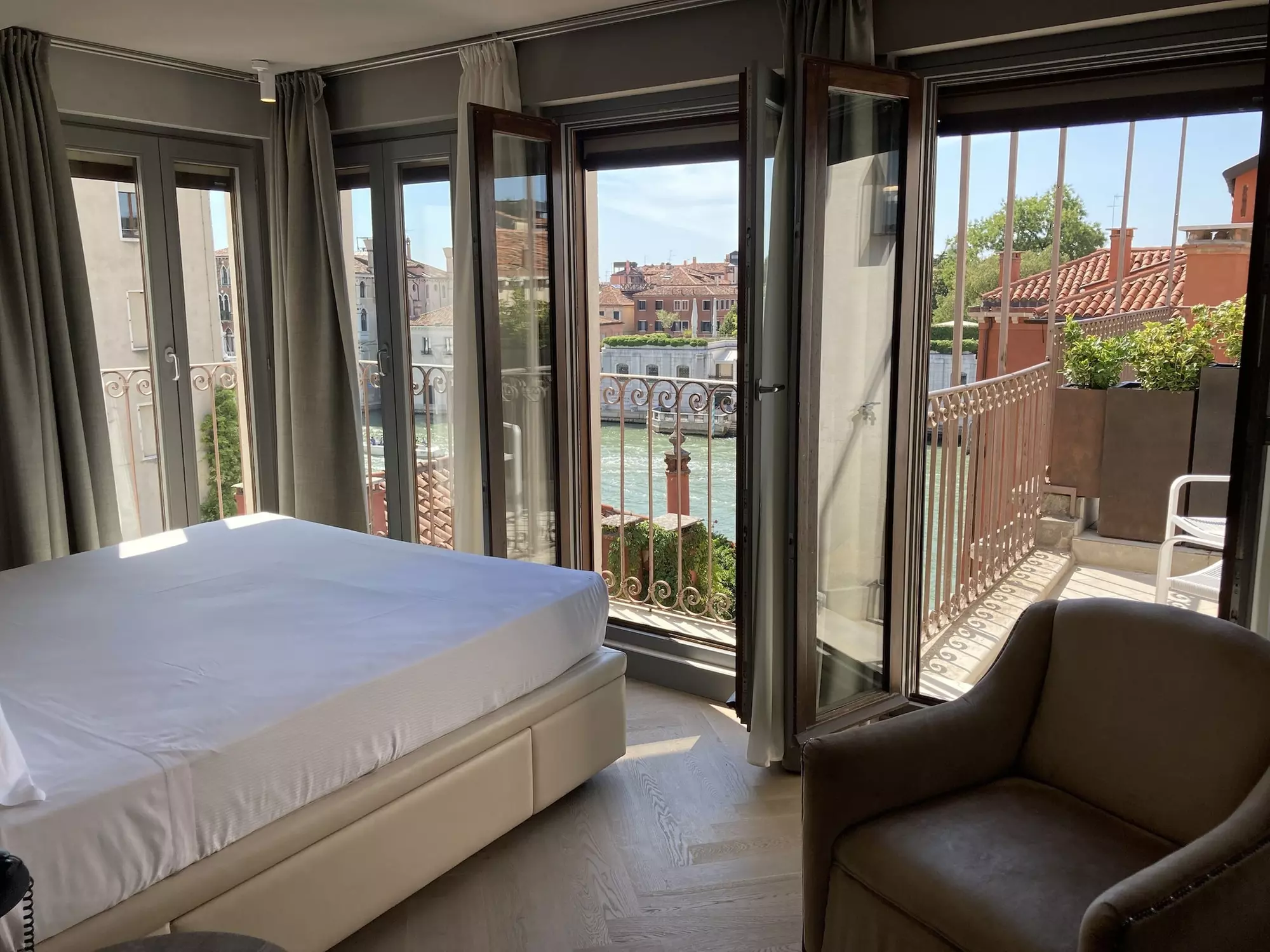 Hotel Dei Dragomanni - Primary Image