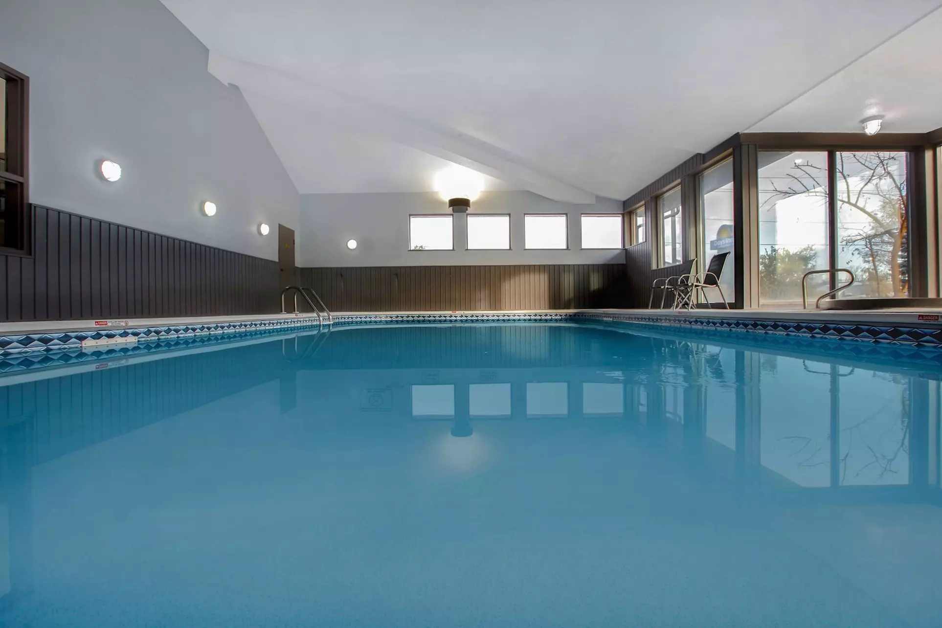 Days Inn by Wyndham Barrie - Primary Image
