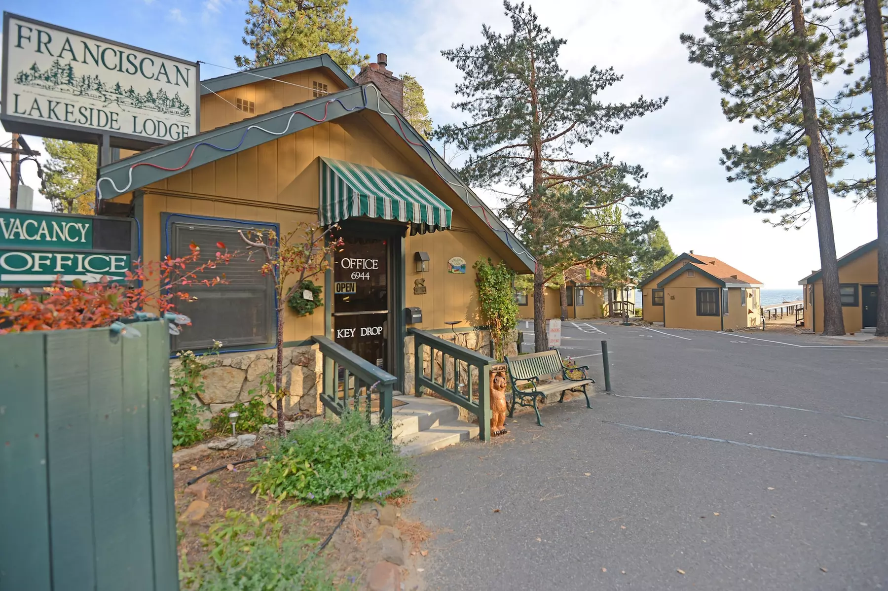 Franciscan Lakeside Lodge - Primary Image