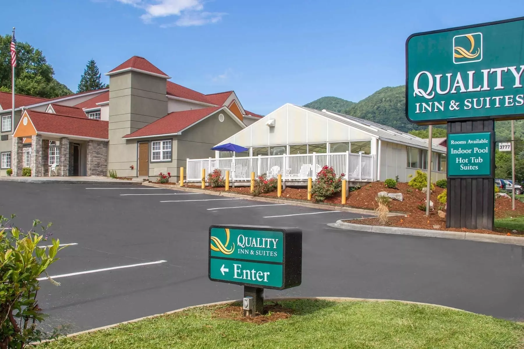 Quality Inn & Suites Maggie Valley - Cherokee Area - Primary Image