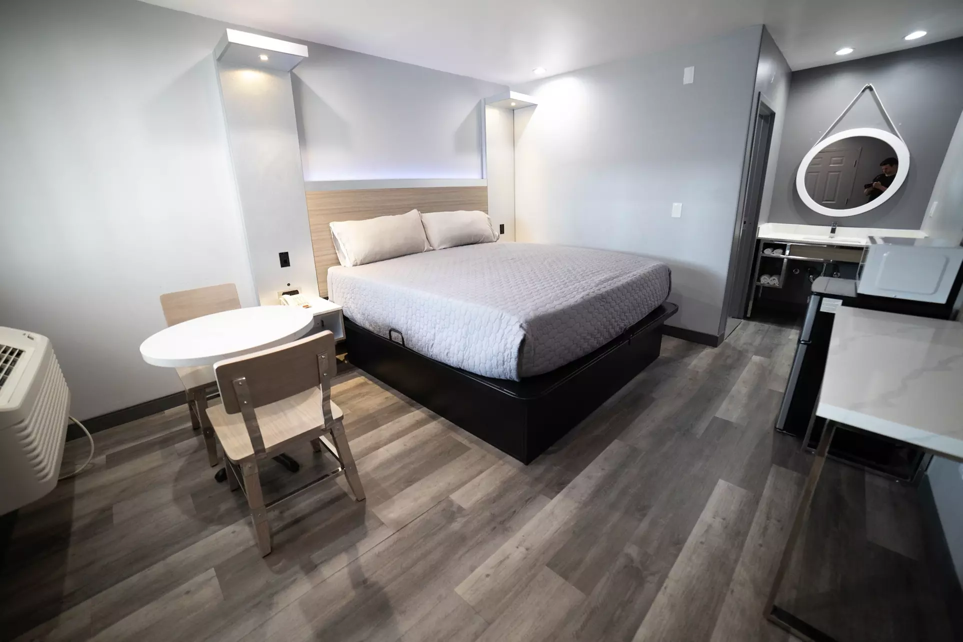 Palms Motel - Primary Image