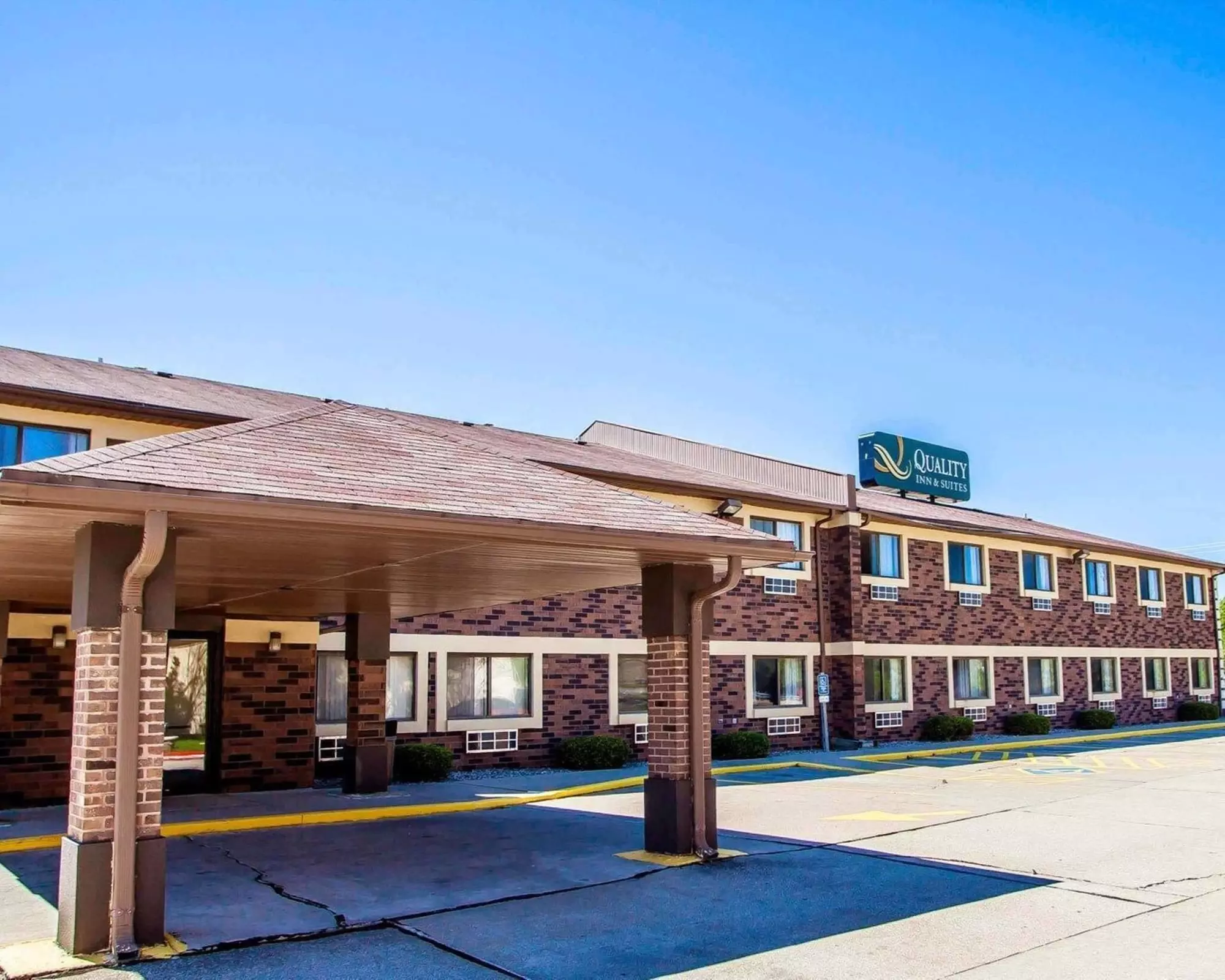 Quality Inn & Suites - Primary Image