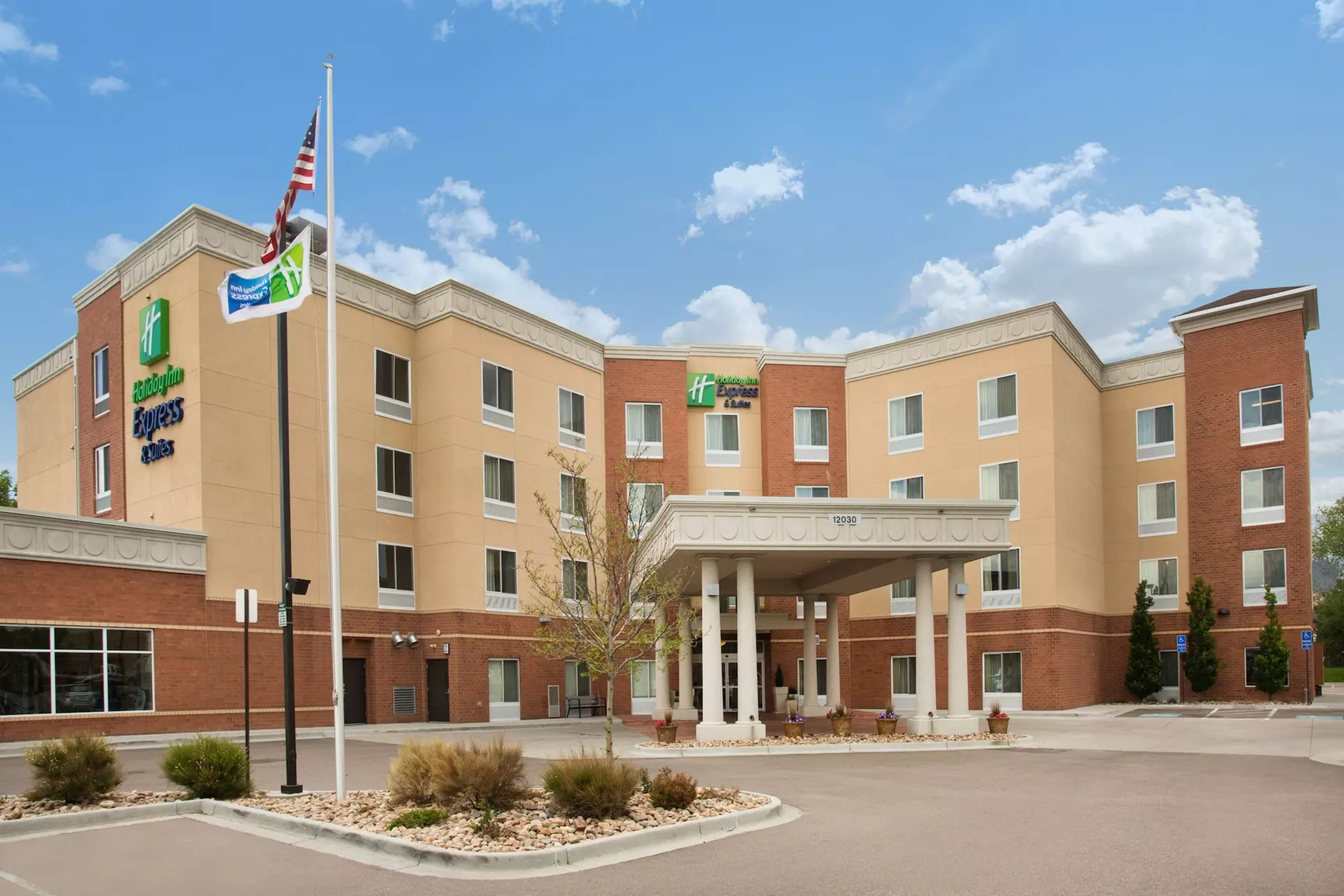 Holiday Inn Express Hotel & Suites Denver North - Thornton by IHG - Primary Image