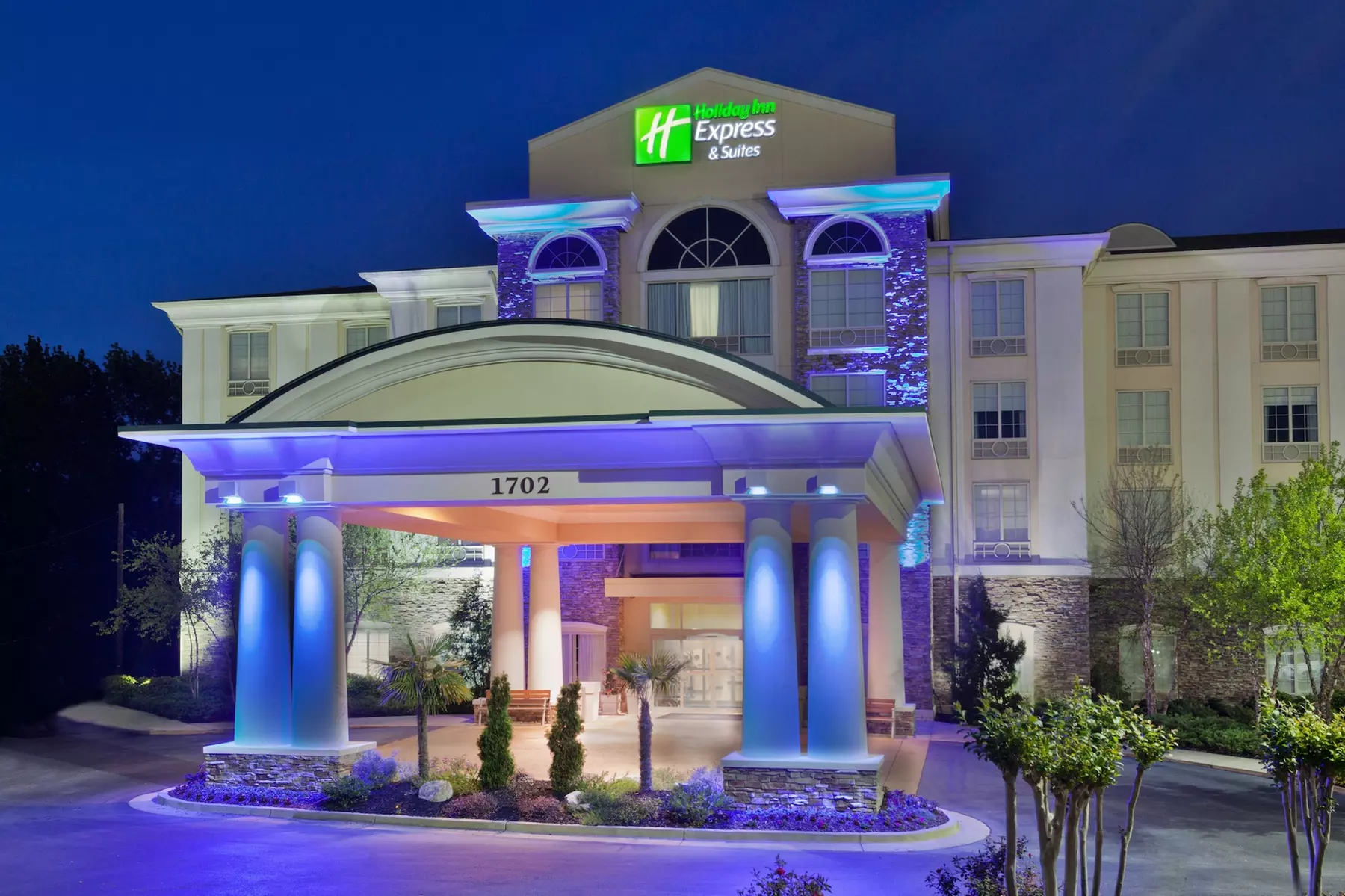 Holiday Inn Express Hotel & Suites Phenix City - Columbus by IHG - Primary Image