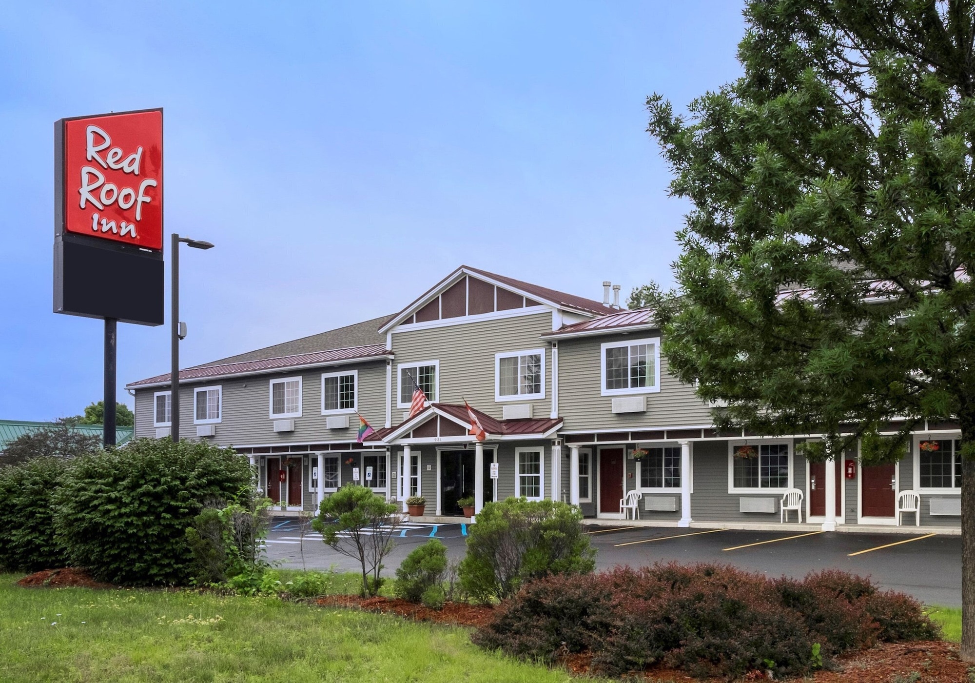Red Roof Inn Glens Falls Lake George