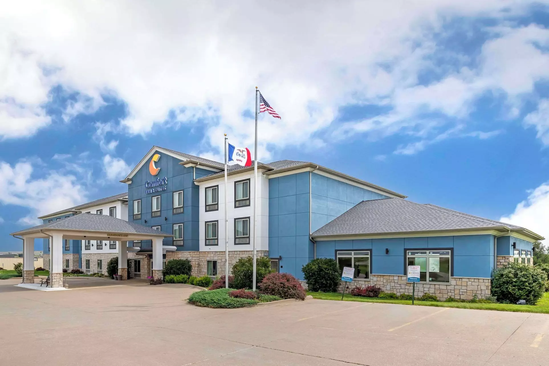 Comfort Inn & Suites Grinnell near I-80 - Primary Image