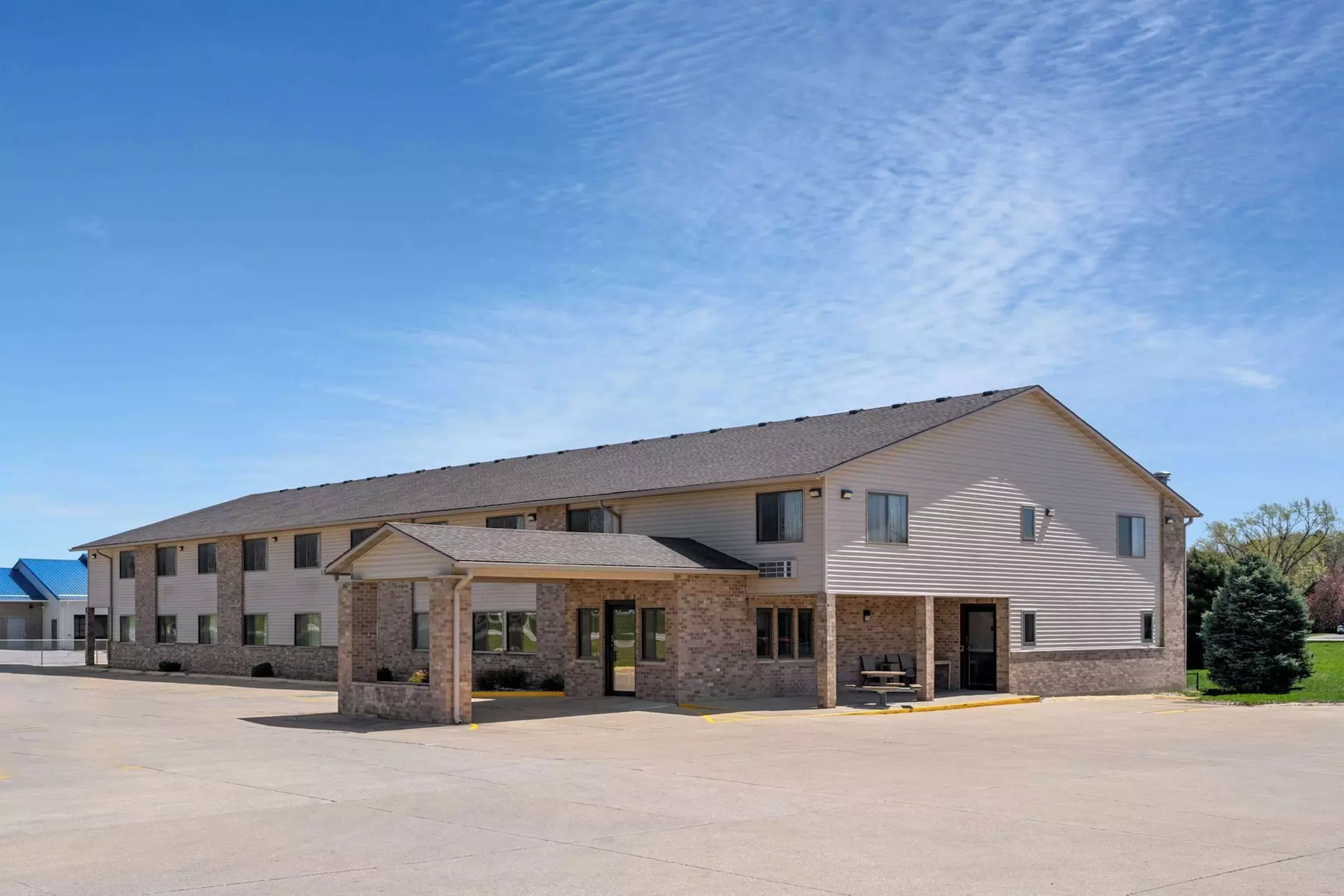 Super 8 Humboldt IA - Primary Image