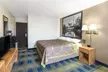Super 8 by Wyndham Columbus - Second Medium