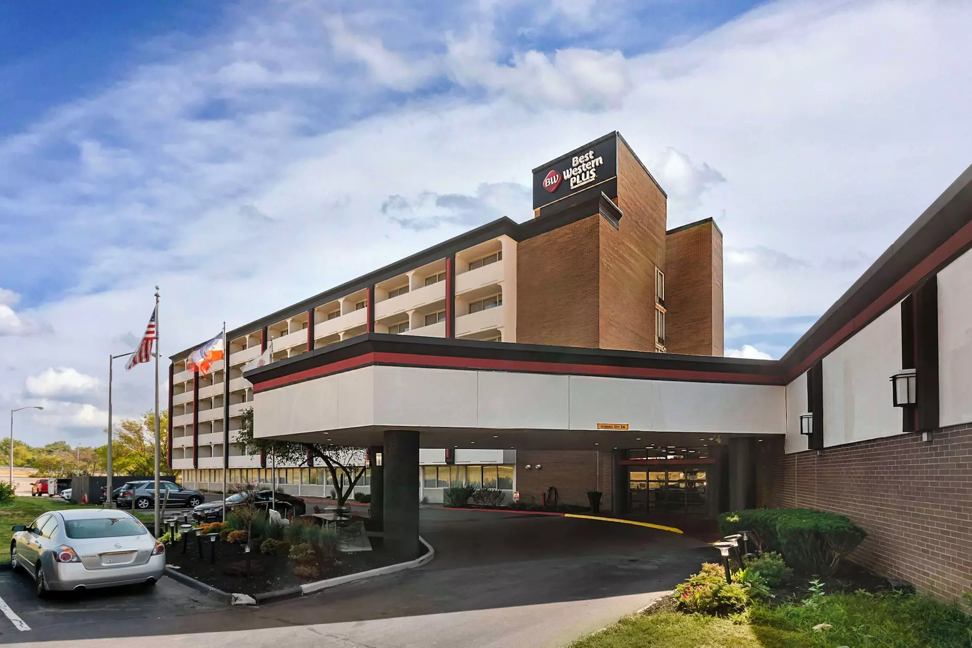 Best Western Plus Kansas City Sports Complex Hotel - Primary Image