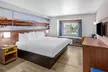Days Inn & Suites by Wyndham Greeley - Second Medium