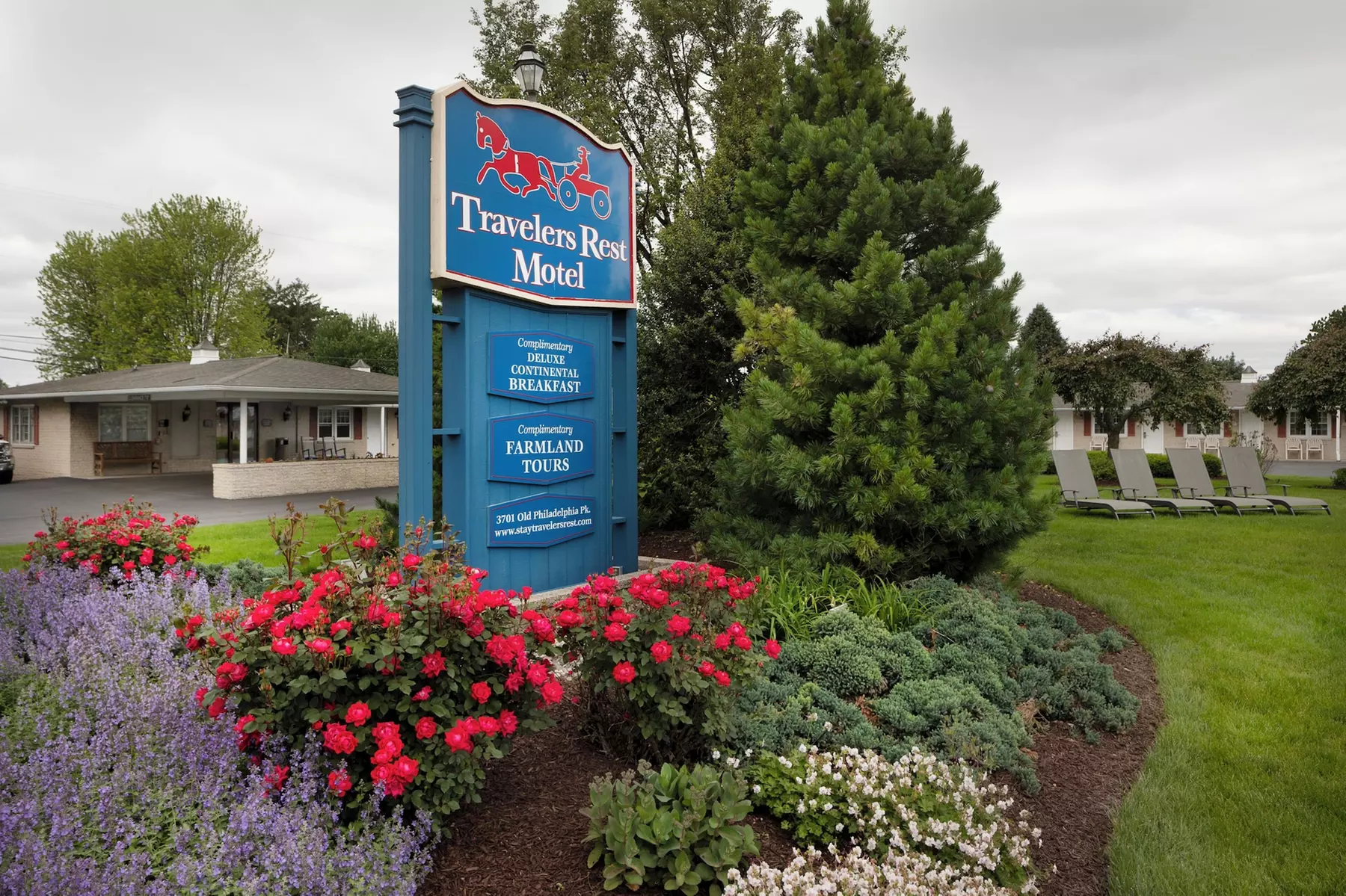 Travelers Rest Motel - Primary Image