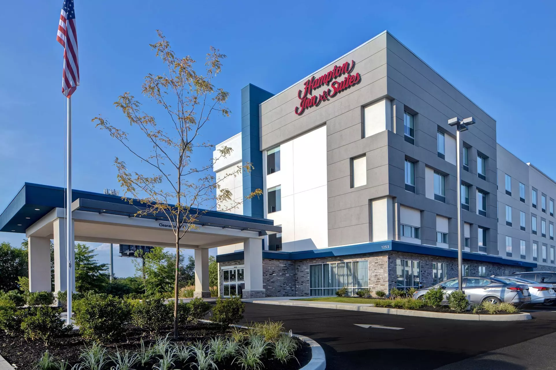 Hampton Inn & Suites Deptford - Primary Image