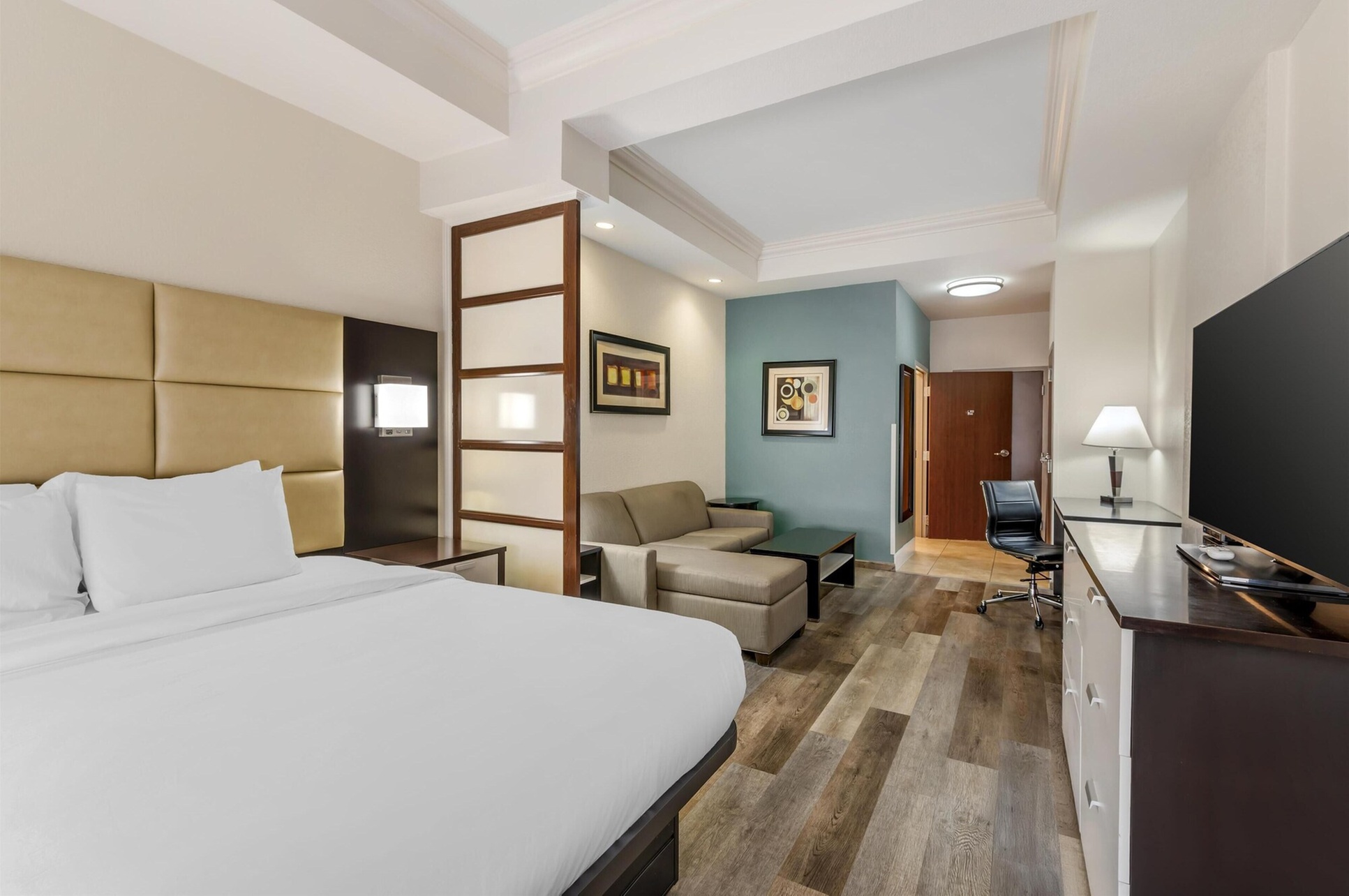 Best Western Plus JFK Inn & Suites
