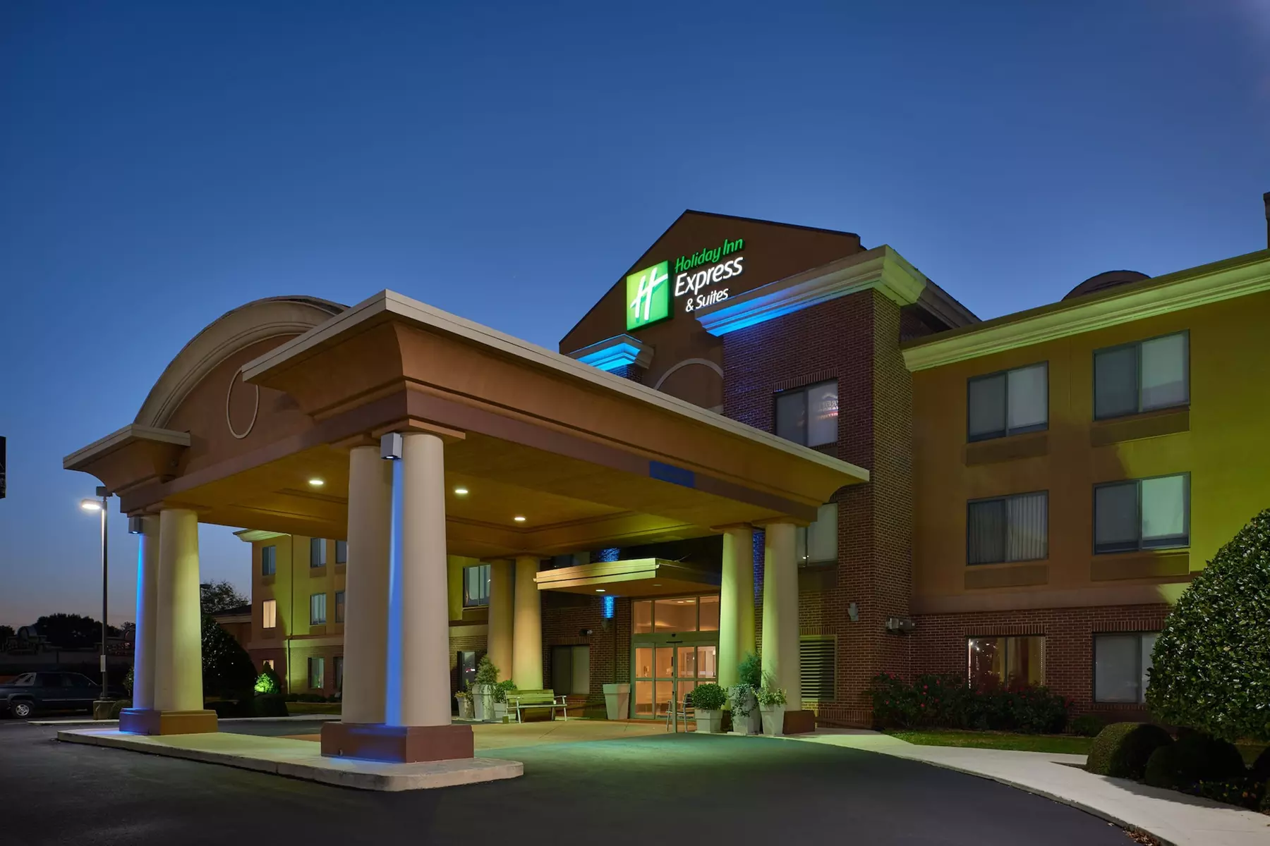 Holiday Inn Express & Suites Oxford by IHG - Primary Image
