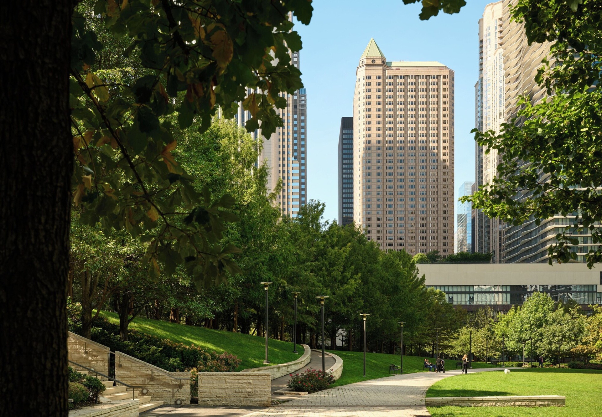 Fairmont Chicago at Millennium Park