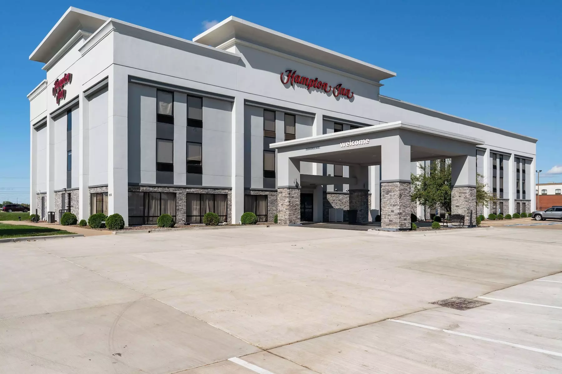 Hampton Inn Bloomington West - Primary Image