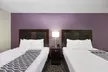 La Quinta Inn & Suites by Wyndham Blue Springs - Second Medium
