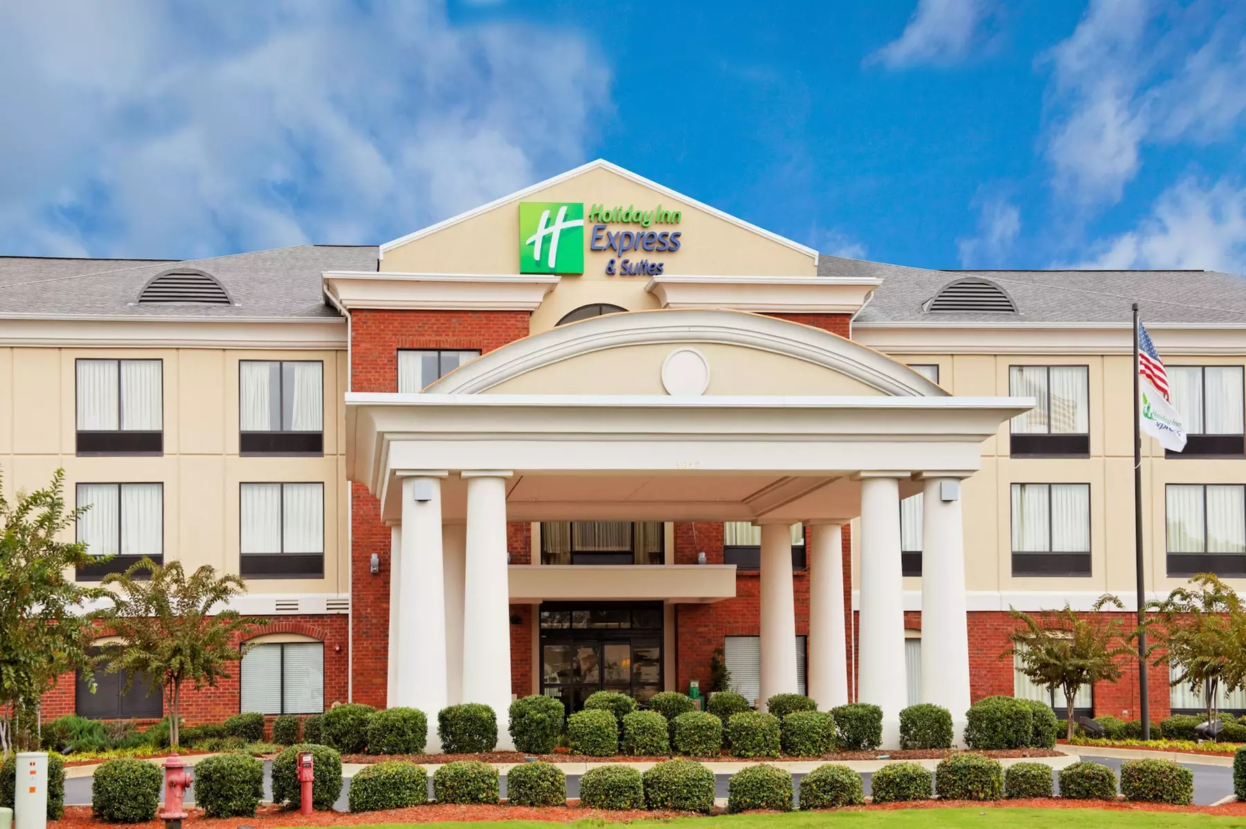 Holiday Inn Express Hotel & Suites Tupelo, an IHG Hotel - Primary Image