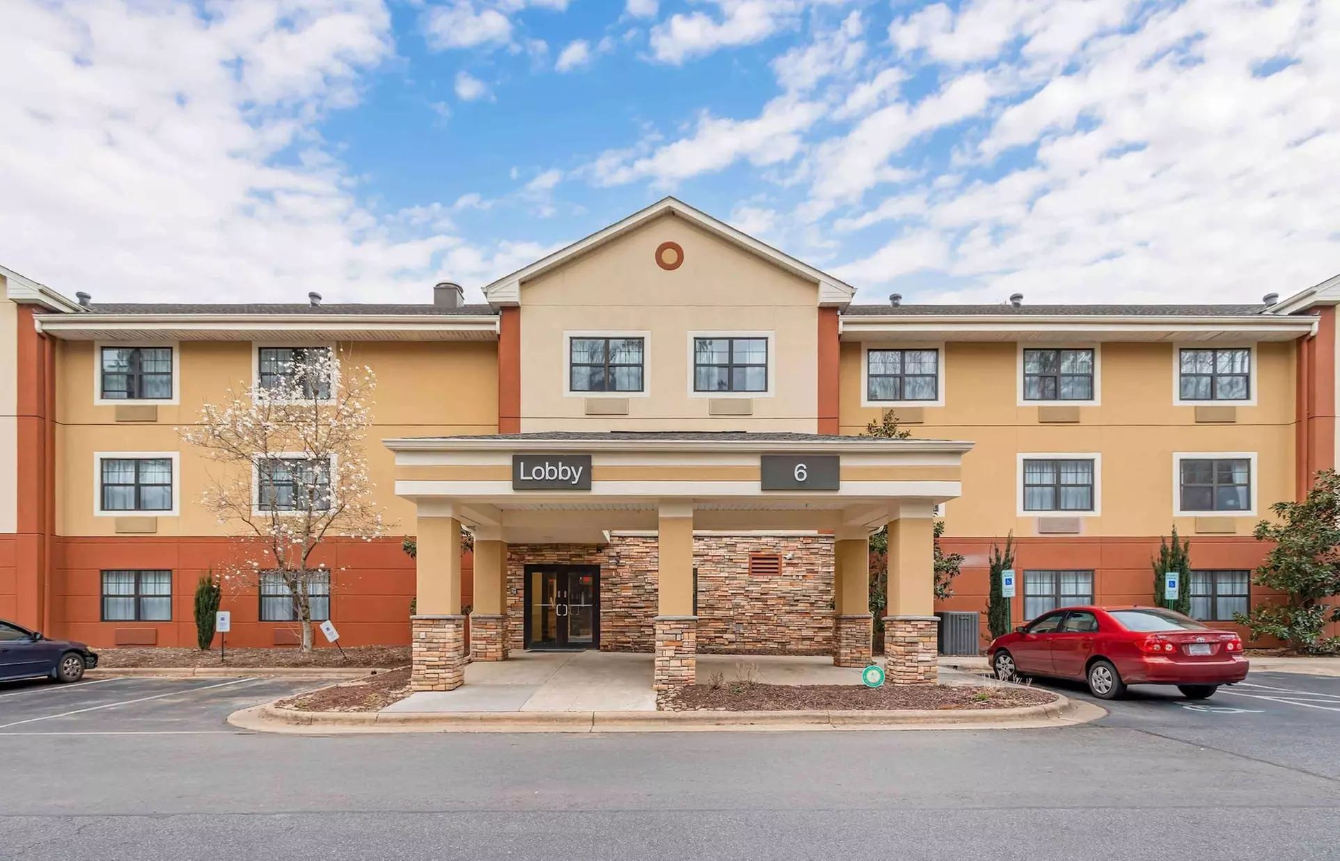 Extended Stay America Suites Asheville Tunnel Rd - Primary Image