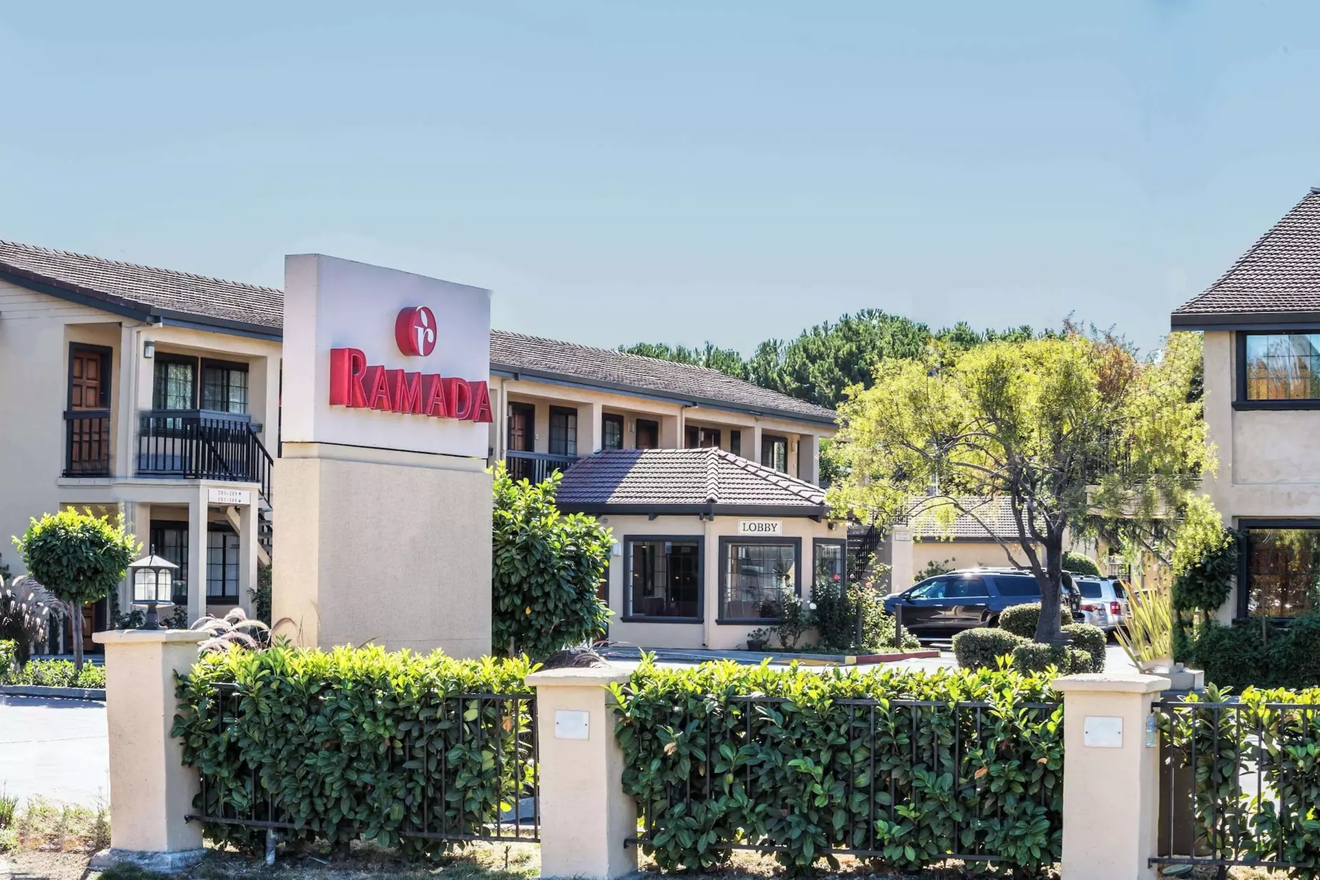 Ramada by Wyndham Mountain View - Primary Image