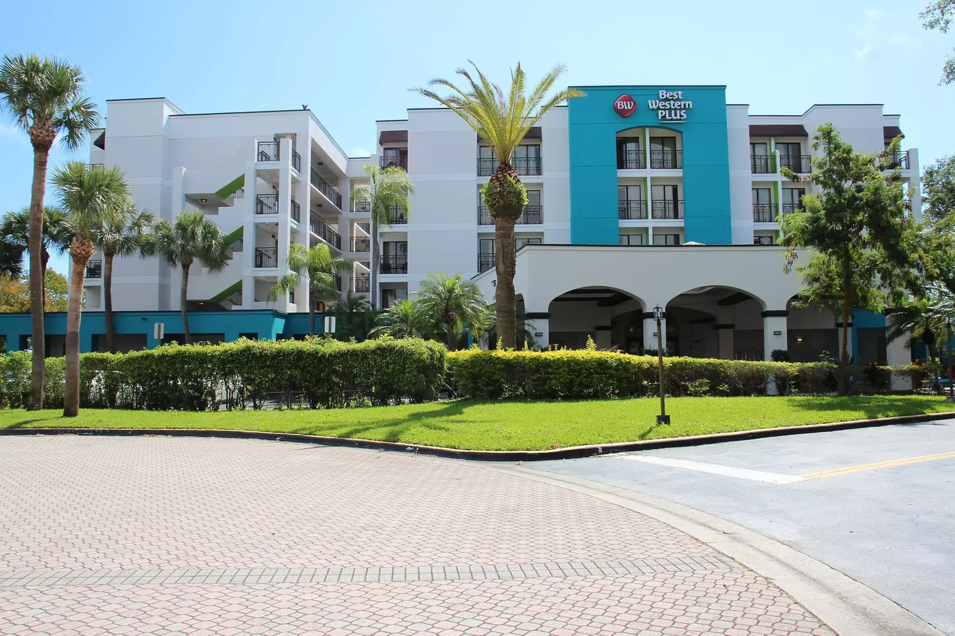 Best Western Plus Deerfield Beach Hotel & Suites