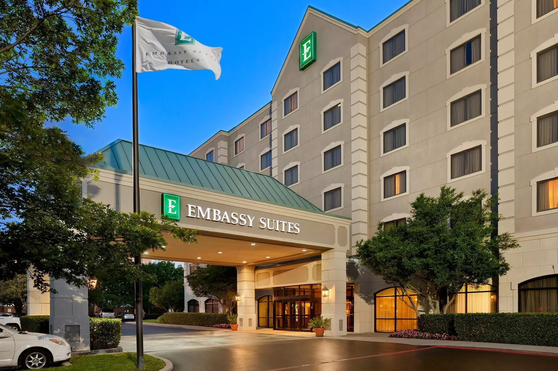 Embassy Suites by Hilton Dallas Near the Galleria - Primary Image