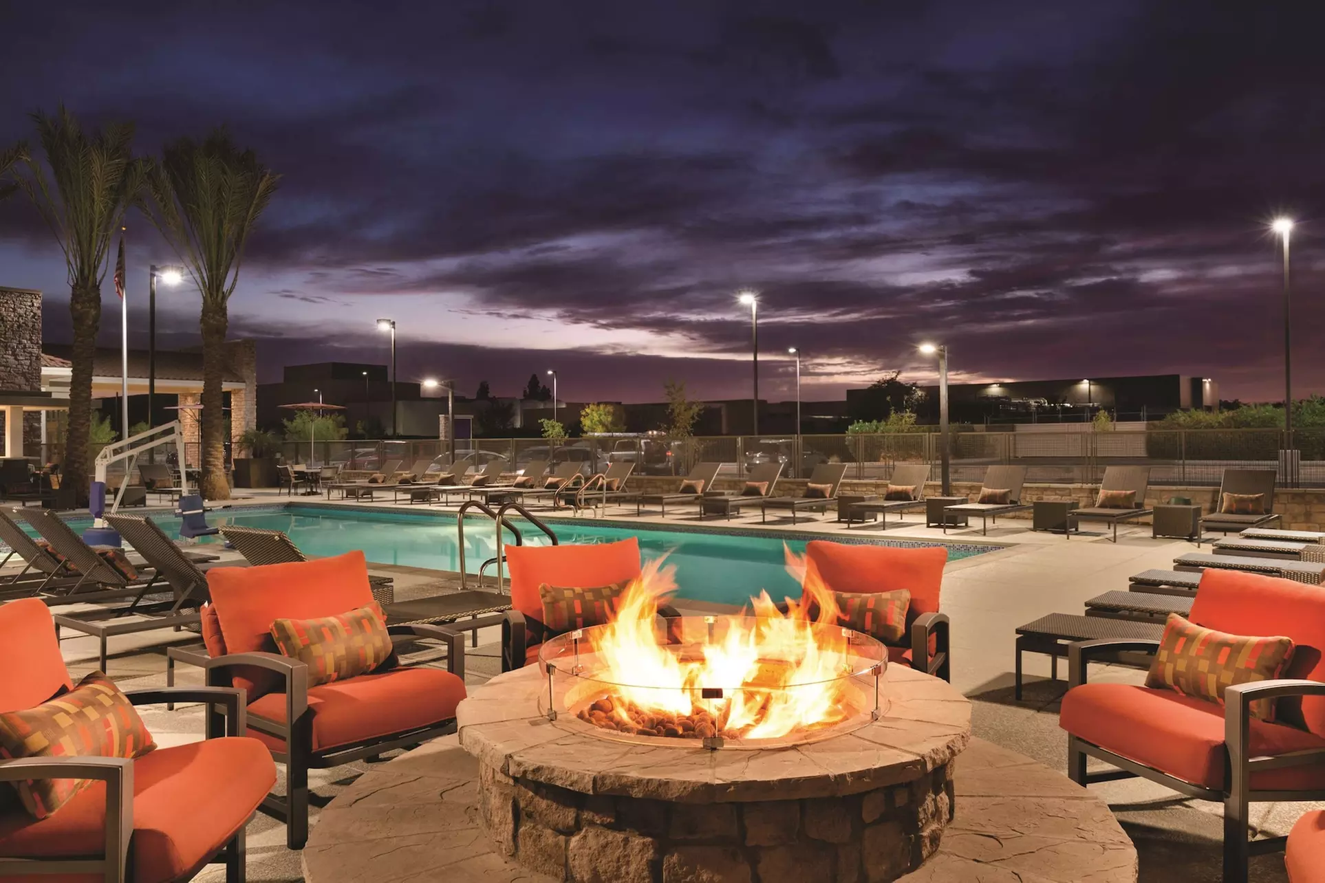Home2 Suites by Hilton Phoenix Tempe, University Research Park - Primary Image
