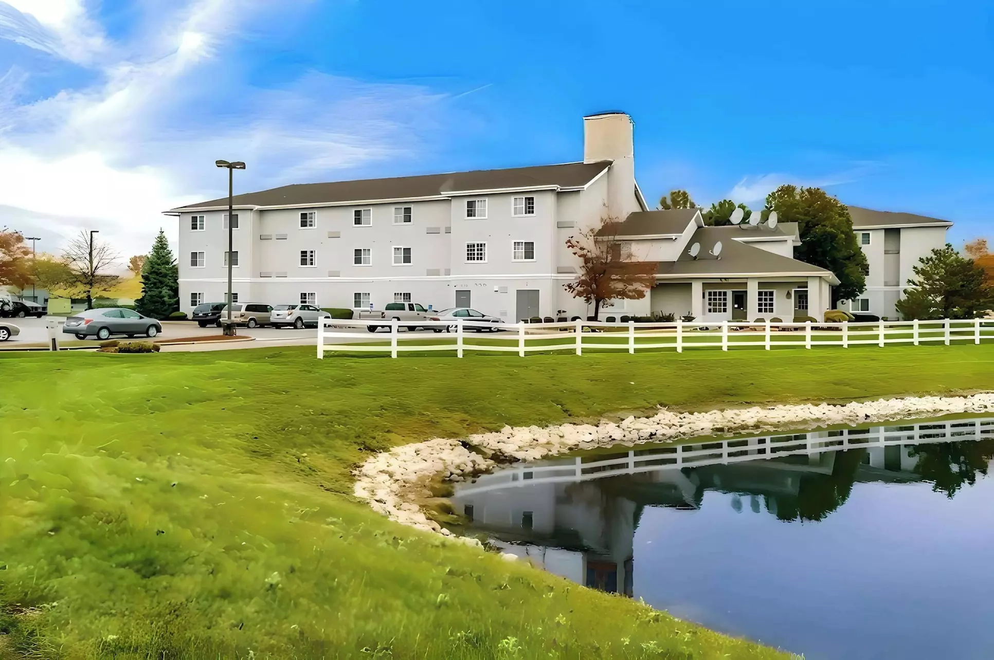 Suburban Studios Fishers Indianapolis - Primary Image