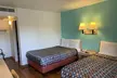 Vagabond Inn Sylmar - Second Medium