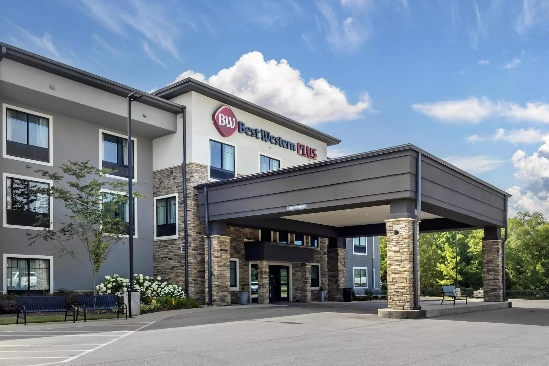 Best Western Plus Lawrenceburg - Primary Image