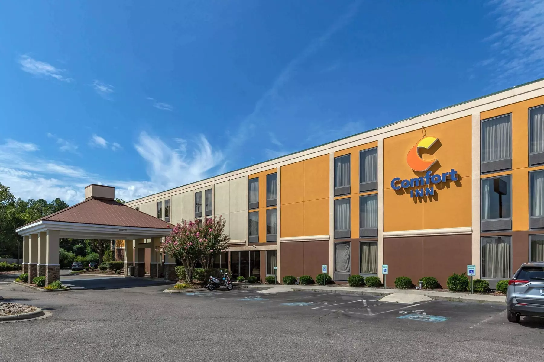 Comfort Inn Laurinburg - Primary Image