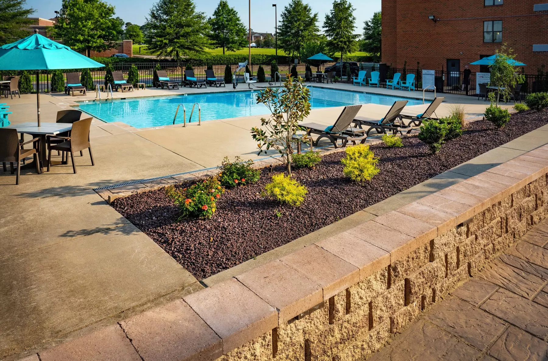 Patriots Inn - Primary Image