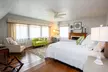 Hummingbird Estate Wine & Suites - Second Medium