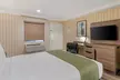 Quality Inn & Suites Anaheim Maingate - Second Medium
