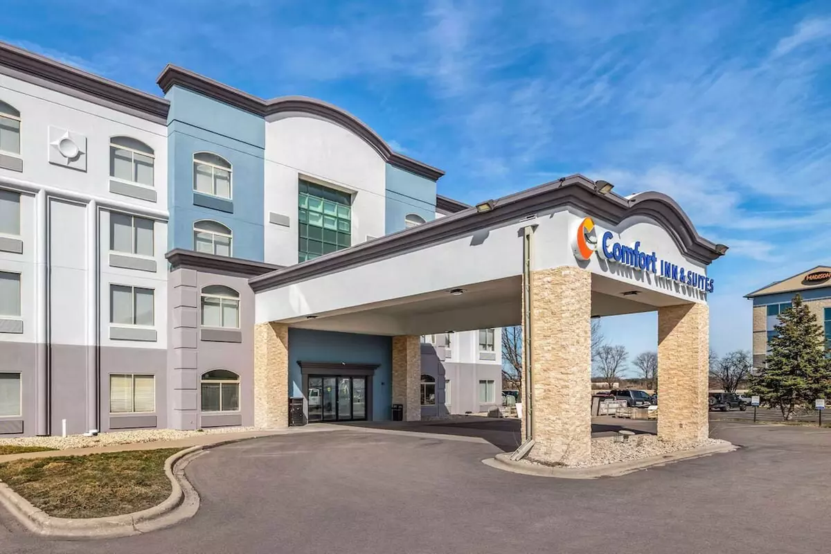 Comfort Suites Perrysburg - Toledo South - Primary Image