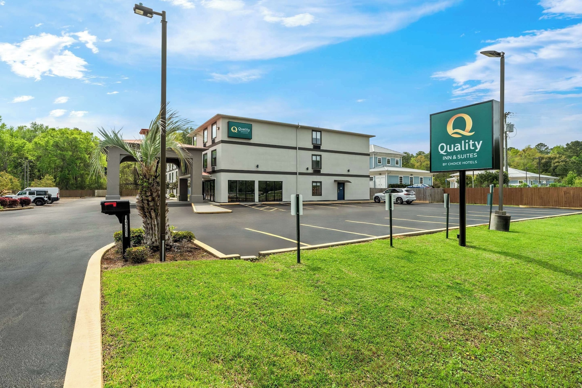 Quality Inn & Suites