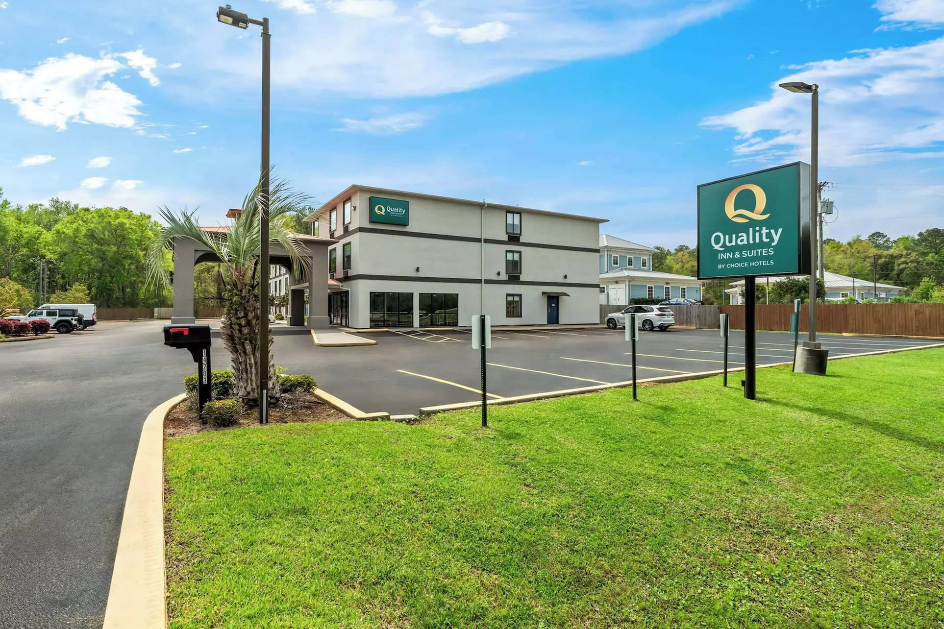 Quality Inn & Suites - Primary Image