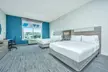 Holiday Inn Express & Suites Charleston Arpt-Conv Ctr Area - Image 7