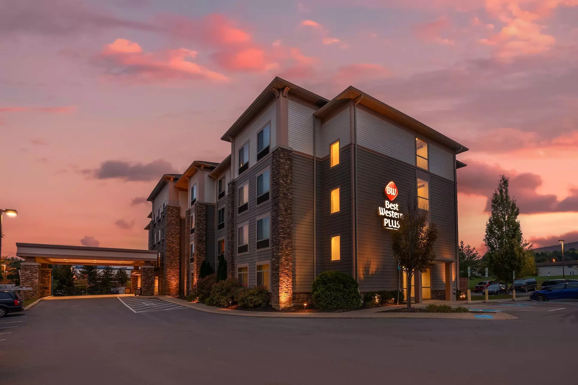 Best Western Plus University Park Inn & Suites - Primary Image