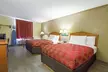 Econo Lodge Lansing - Leavenworth - Second Medium
