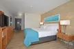 Holiday Inn Express & Suites Farmington by IHG - Second Medium