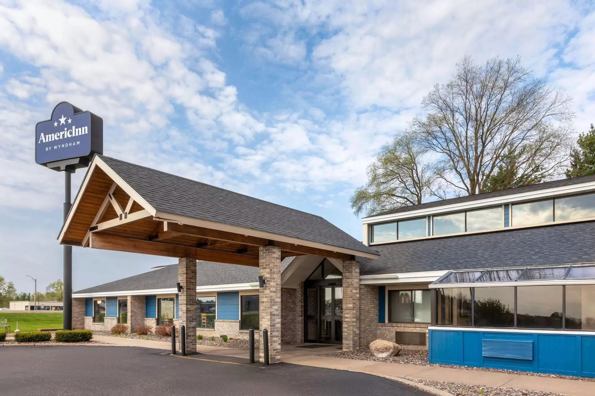 AmericInn by Wyndham Chippewa Falls - Primary Image
