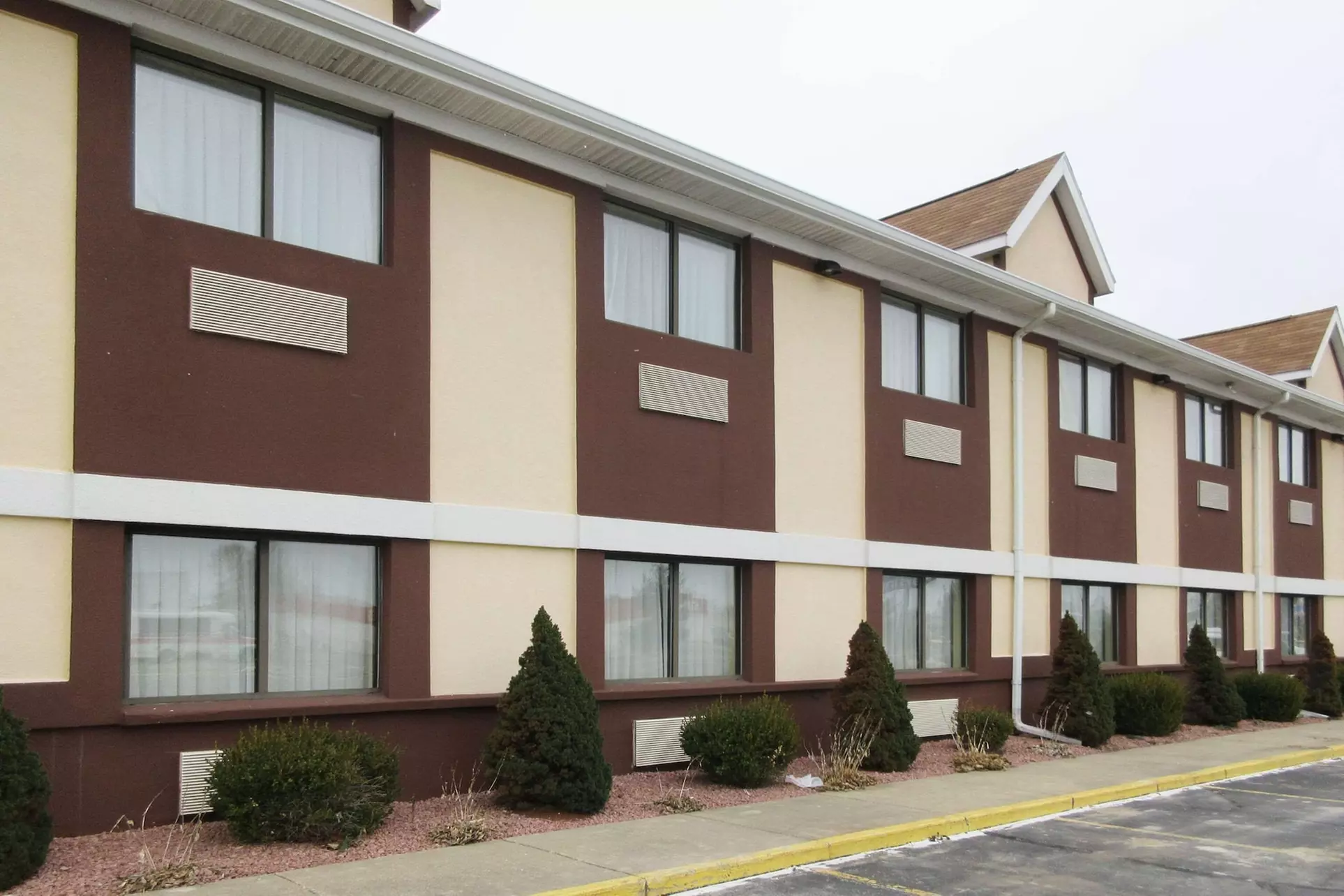 Quality Inn & Suites - Primary Image