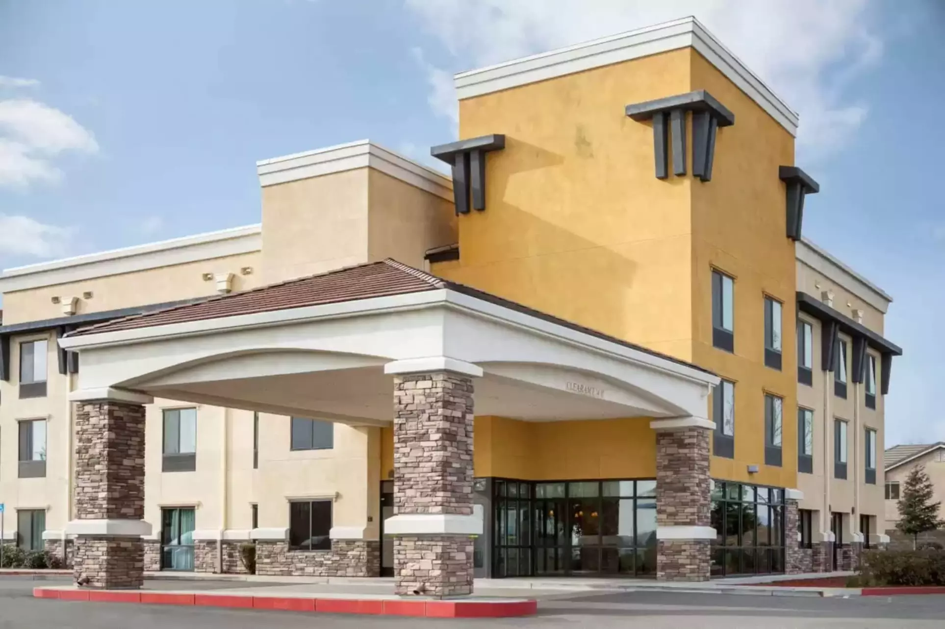 University Hotel - Davis Area by IHG - Primary Image