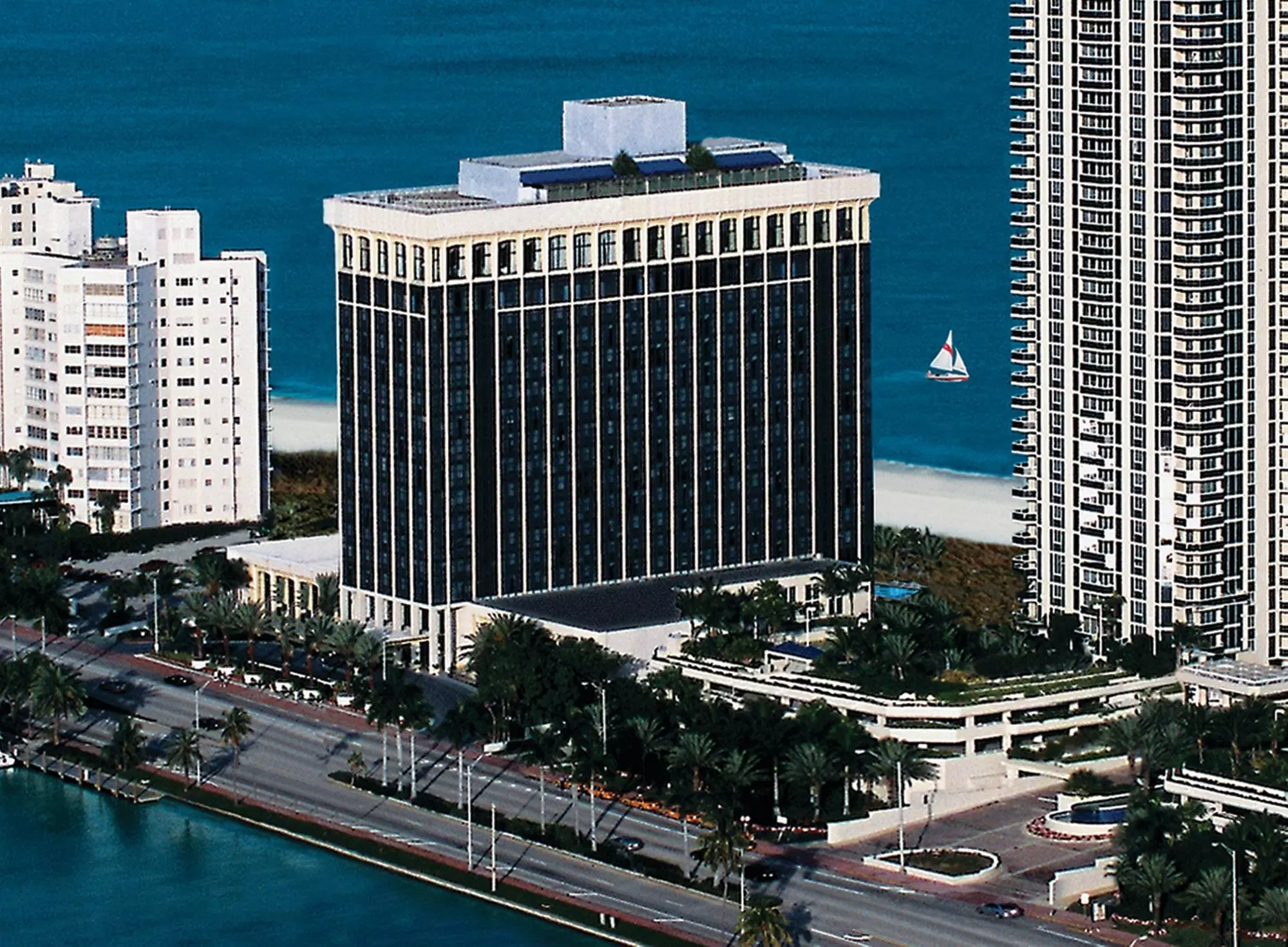 Miami Beach Resort - Primary Image